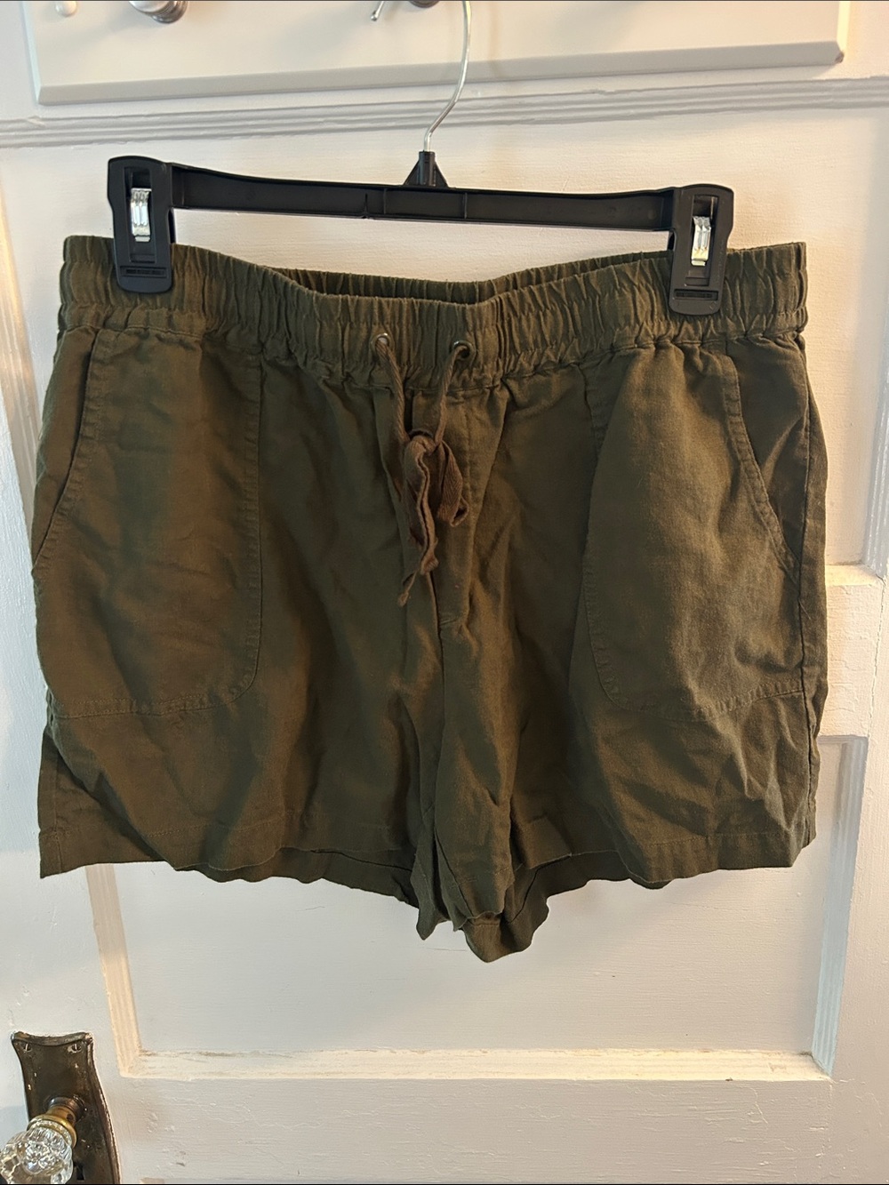 New York & Company Olive Green Drawstring Pocket Shorts